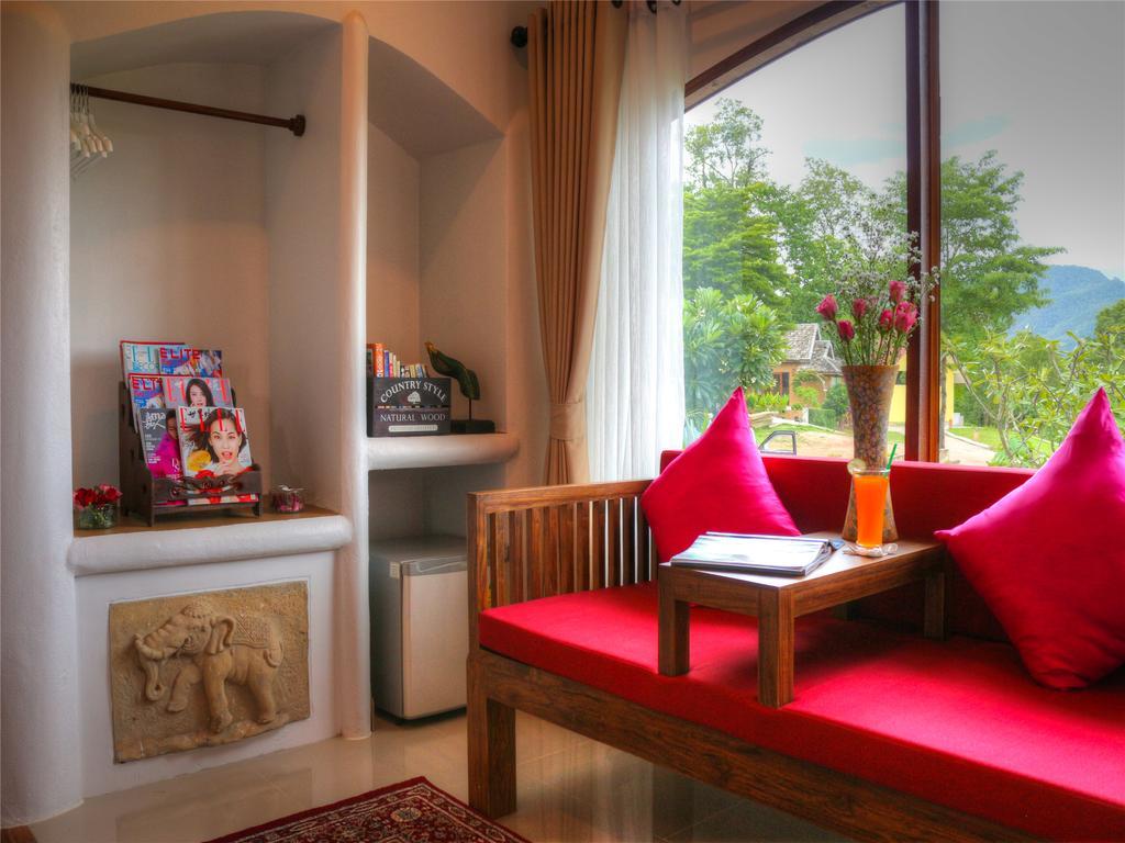 E-Outfitting Pai Resort Экстерьер фото