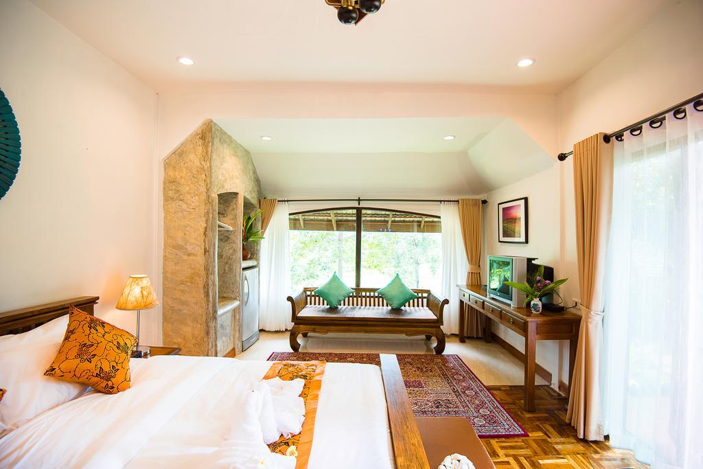 E-Outfitting Pai Resort Экстерьер фото
