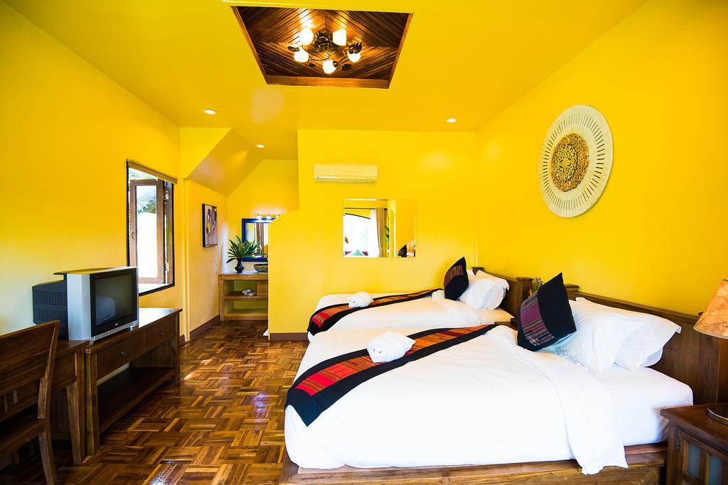 E-Outfitting Pai Resort Экстерьер фото